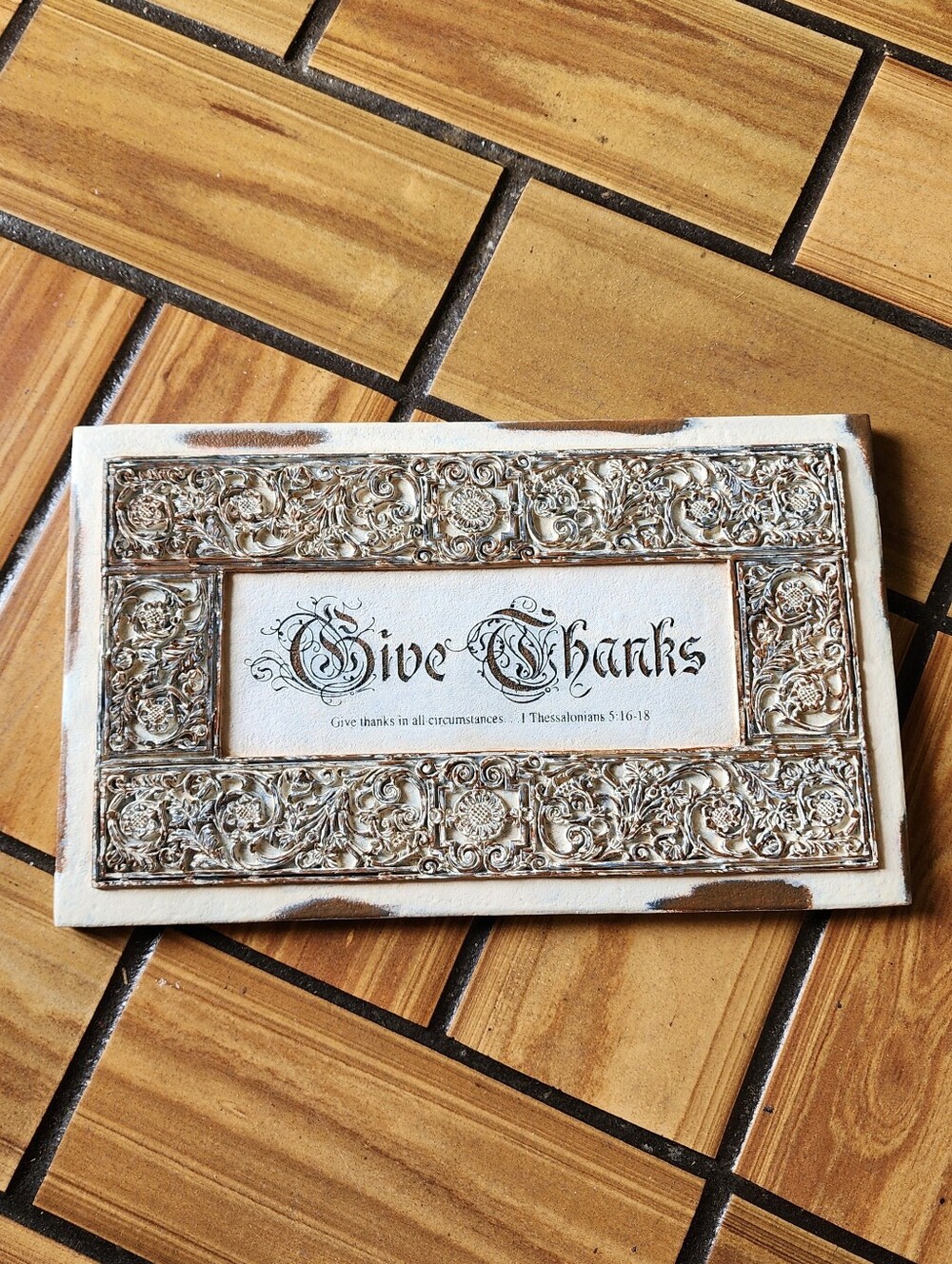 Give Thanks Wall Plaque